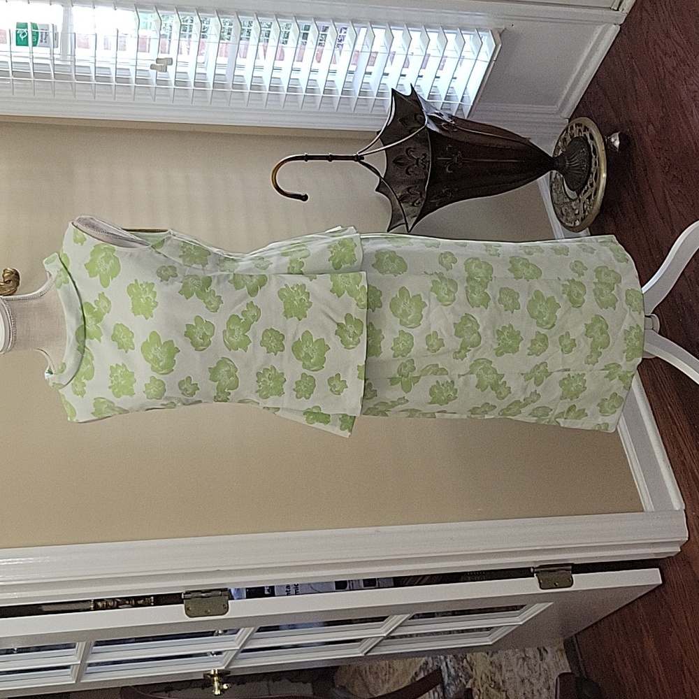Eva Mendes lime green white floral 2 pc dress skirt set portrait collar SM EUC…